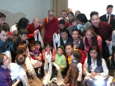 Tybetańczycy w Polsce na prywatnej audiencji z XIV Dalajlamą w 2008r.
