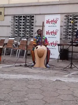 Buba podczas koncertu z okazji Dnia Afryki 2014