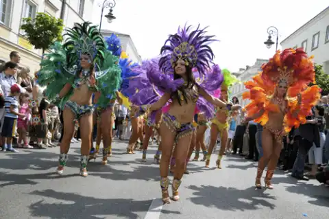 SalsHall Ortodox (SHO) - gorąca, energetyczna samba rodem z Rio de Janeiro