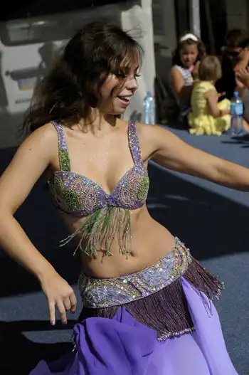 Pokaz tańca brzucha - Kasia Wronka, solistka SHO