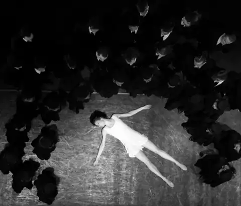 Z serii: On mój balet; tytul pracy: „Julia” , Autor: Vahram Mkhitaryan, Źródło: www.kontynent.waw.pl