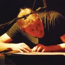 Martin Mallauni jego instrument