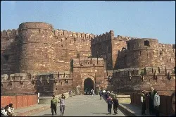 Czerwony fort w Angrze