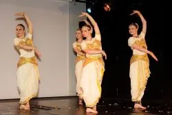 Grupa zaawansowana bharatanatyam - Teatr Tańca Nataraja