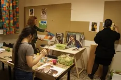 Warsztaty plastyczne w Sintarze