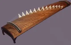 koto, japoński instrument strunowy,szarpany